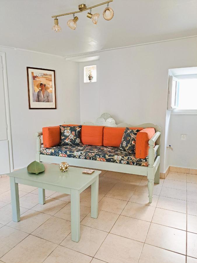 Giasemi Traditional House Poros Town Екстериор снимка